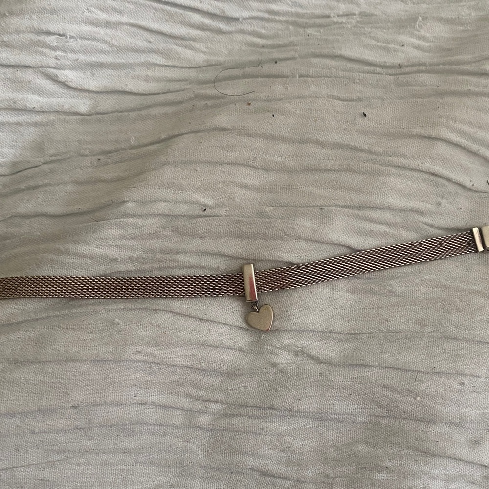 Elegant Gold Heart Bracelet